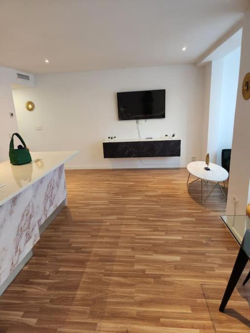 Stylishly Apartament Ginachero 2 Málaga Exteriör bild